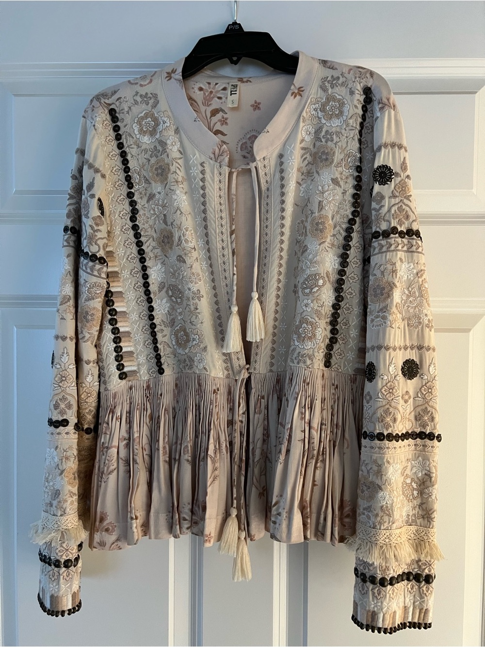 Spell Embroidered Cream Boho Jacket, Size Small - Picture 4 of 9